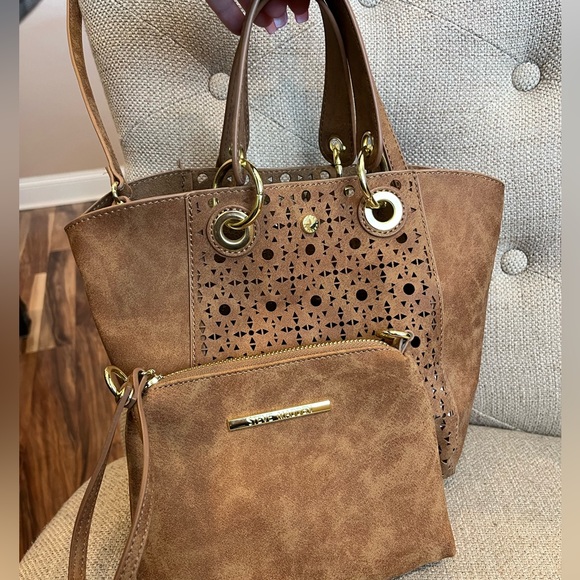 Steve Madden Handbag with Wristlet - Picture 4 of 16